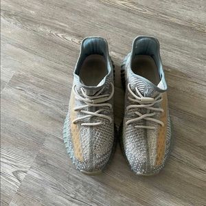 Yeezyadidas size 10 1/2
